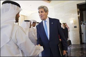 White House asks allies to step up in IS campaign
