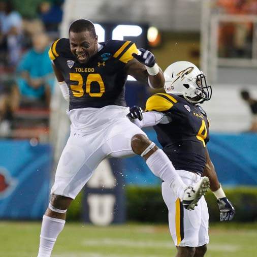 Boca-Raton-Bowl-Football-JONES-AND-WOODLEY-CELEBRATE-TD