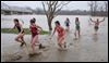 Tricky currents don't deter Polar Plunge participants