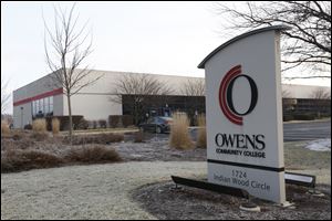 Owens Community College has left Maumee six years after it expanded into western Lucas County riding a wave of record-high enrollment. The school moved out of a more than 25,000-square-foot Arrowhead Park site at 1724 Indian Wood Circle in Maumee last month. 