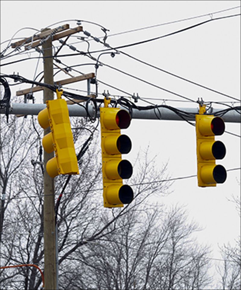 Outofsync traffic lights to be tuned Toledo Blade