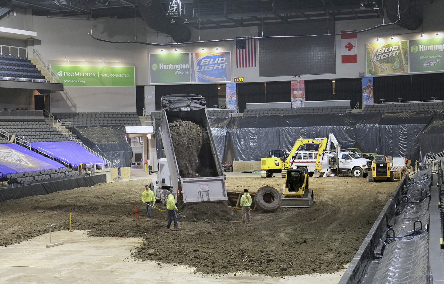 Crews get down and dirty at Huntington Center The Blade