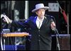 Rock legend Dylan to perform at zoo