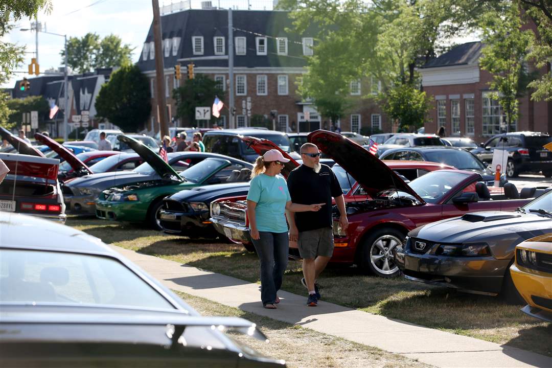 Bicentennial First Friday car cruise in Perrysburg The Blade