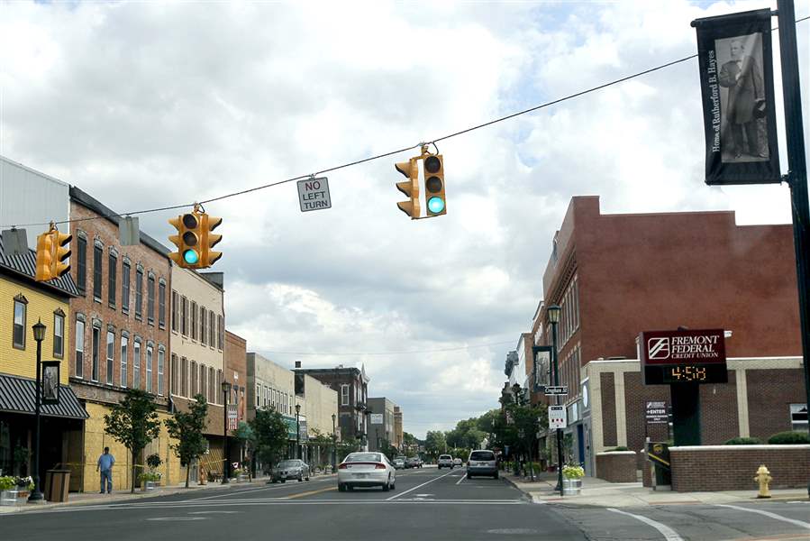 Fremont, like nation, divided The Blade