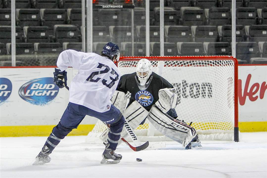 SPT-walleye-camp04p-Hirschfeld-skate