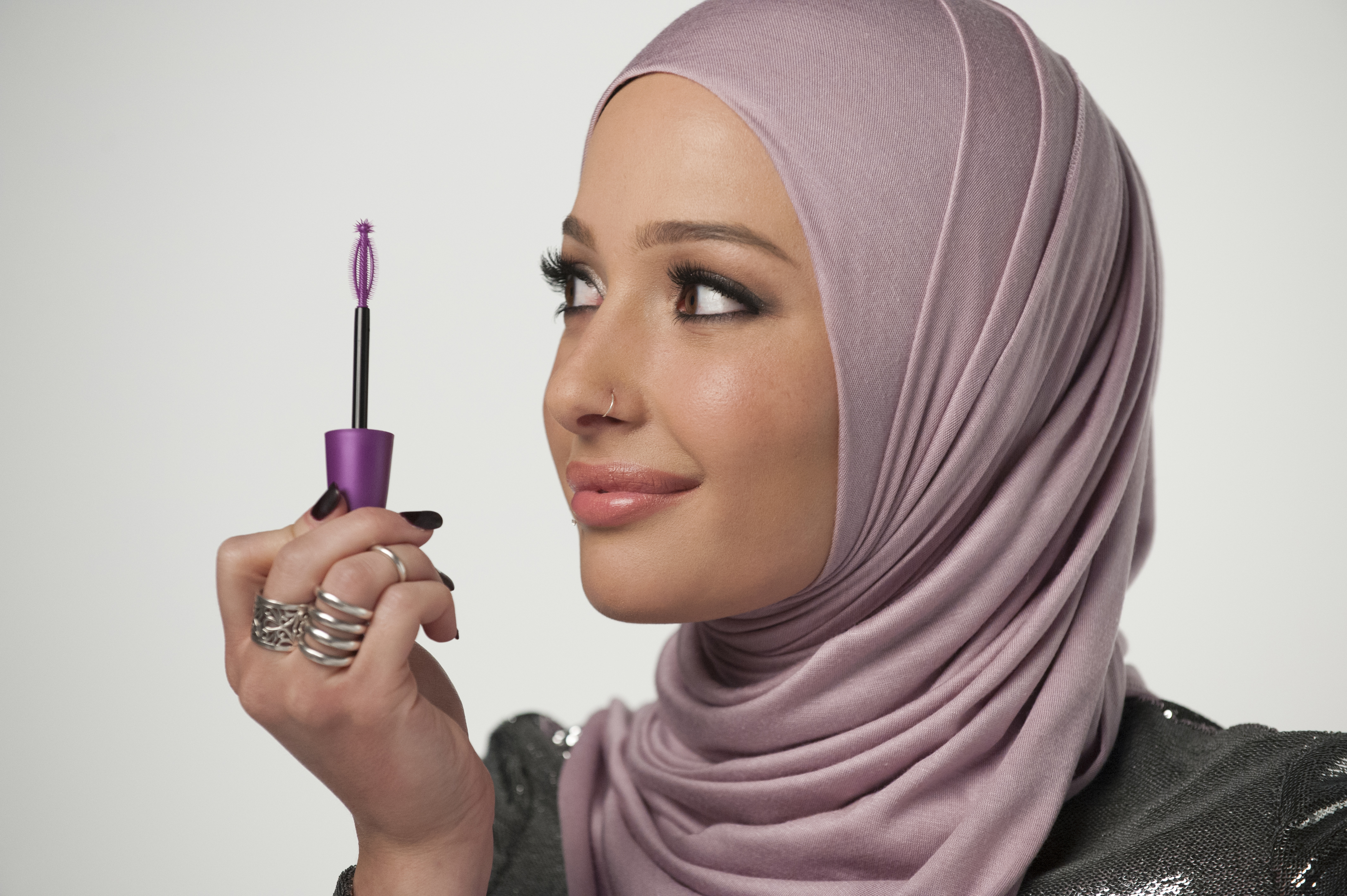 For 1st time, CoverGirl ads feature woman wearing a hijab The Blade
