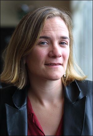 Best-selling author Tracy Chevalier will visit the Toledo Museum of Art on Feb. 2 in support of her new Penguin paperback, 'At the Edge of the Orchard.'