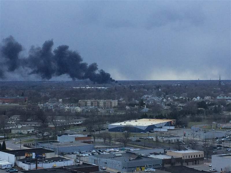 Toledo firefighters use water on chemical fire The Blade