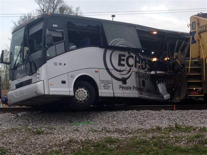 APTOPIX-Train-Bus-Accident-6.jpg