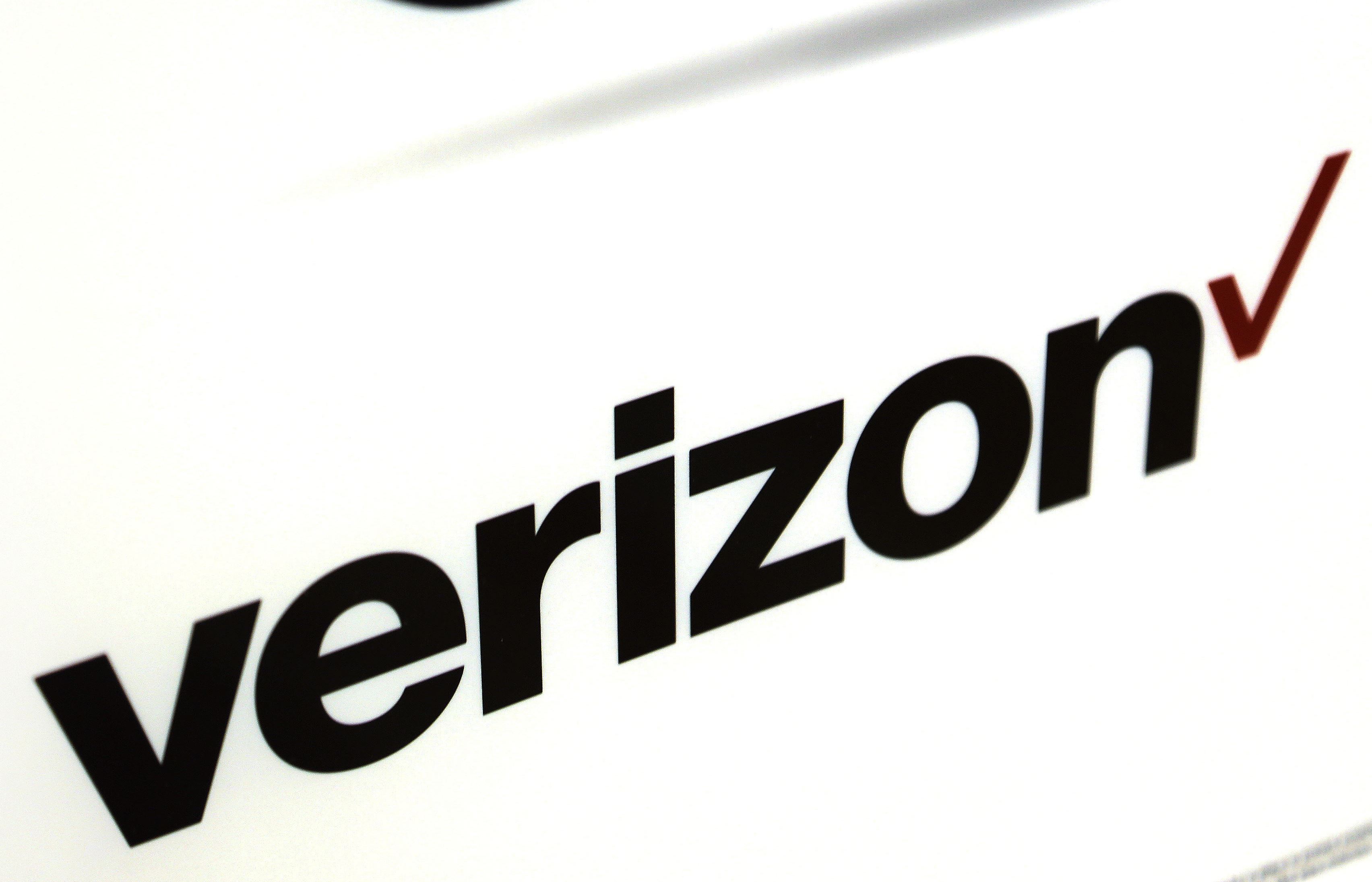 Phones stolen in robbery of Verizon store near UT The Blade