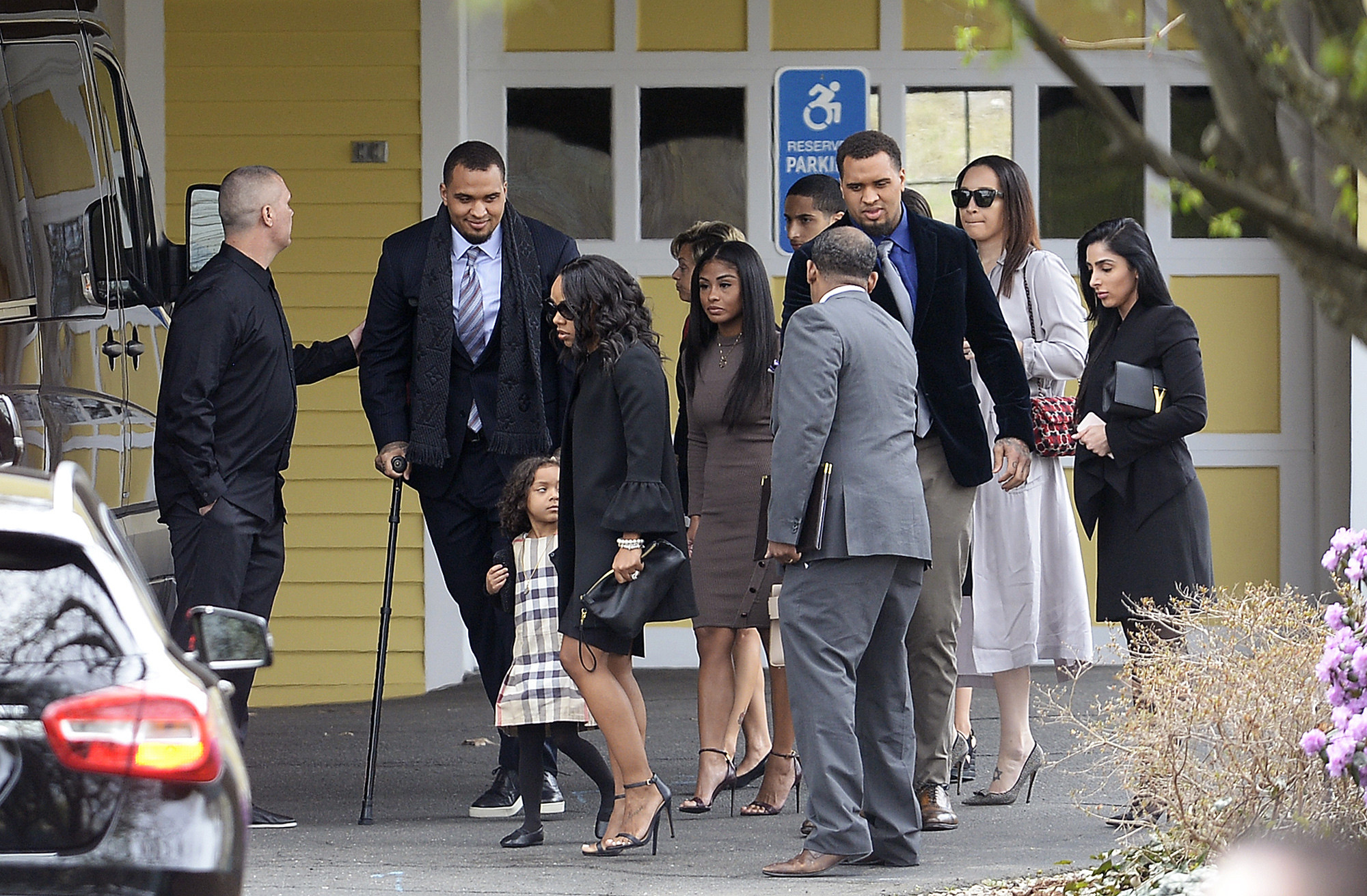 Hernandez Suicide Notes Ordered Turned Over Ahead Of Burial The Blade