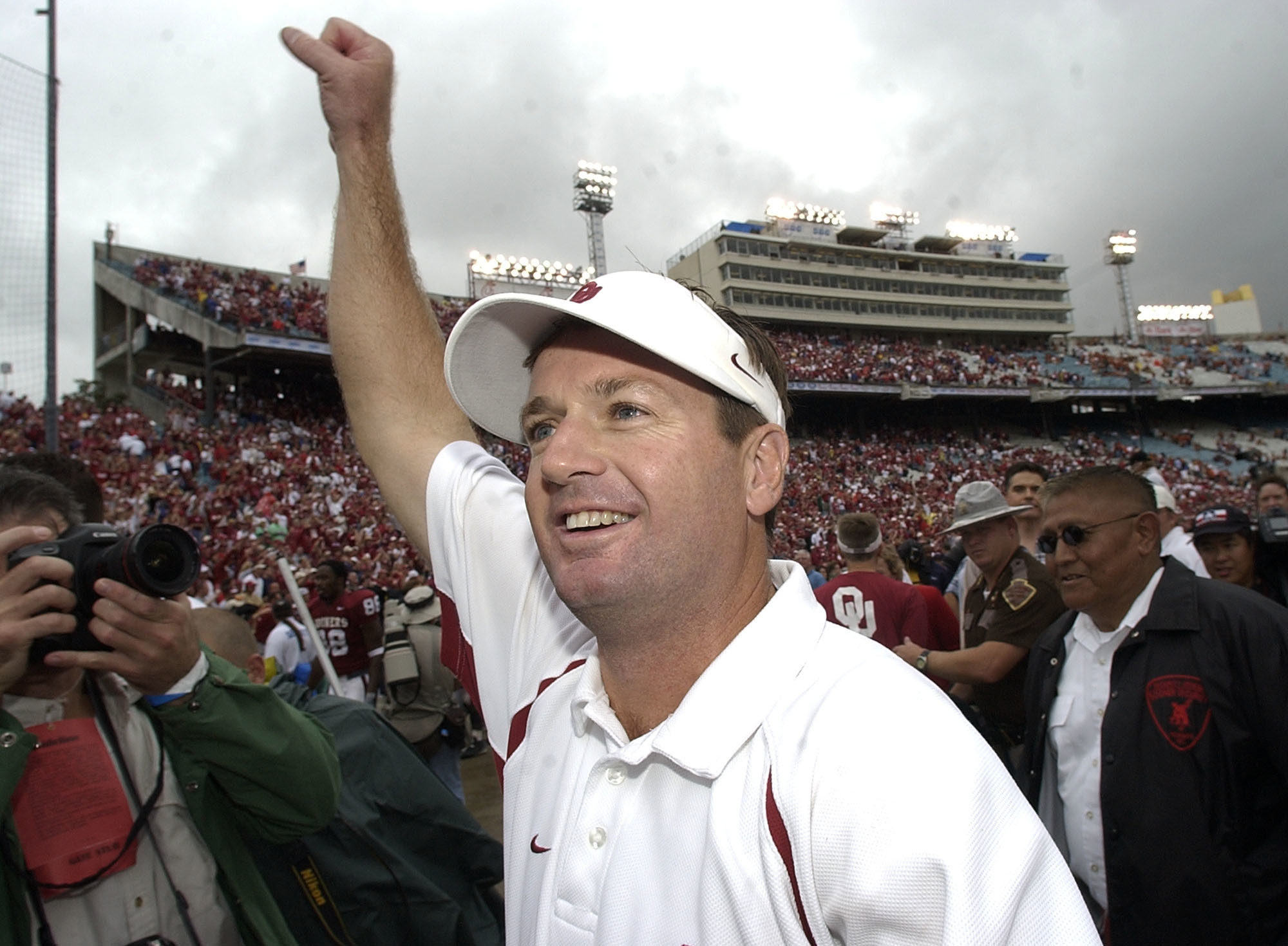 Oklahoma football coach Bob Stoops announces retirement The Blade