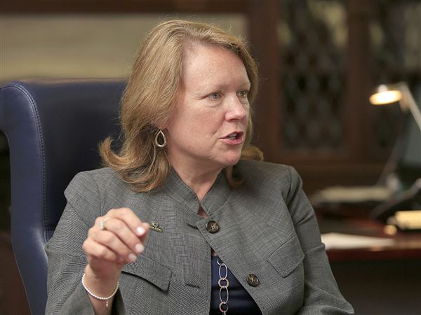 Results should have driven UT President Gaber's raise