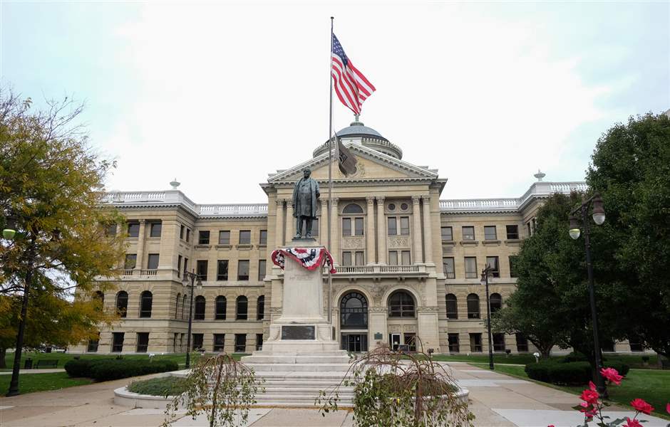 Lucas-county-courthouse-2