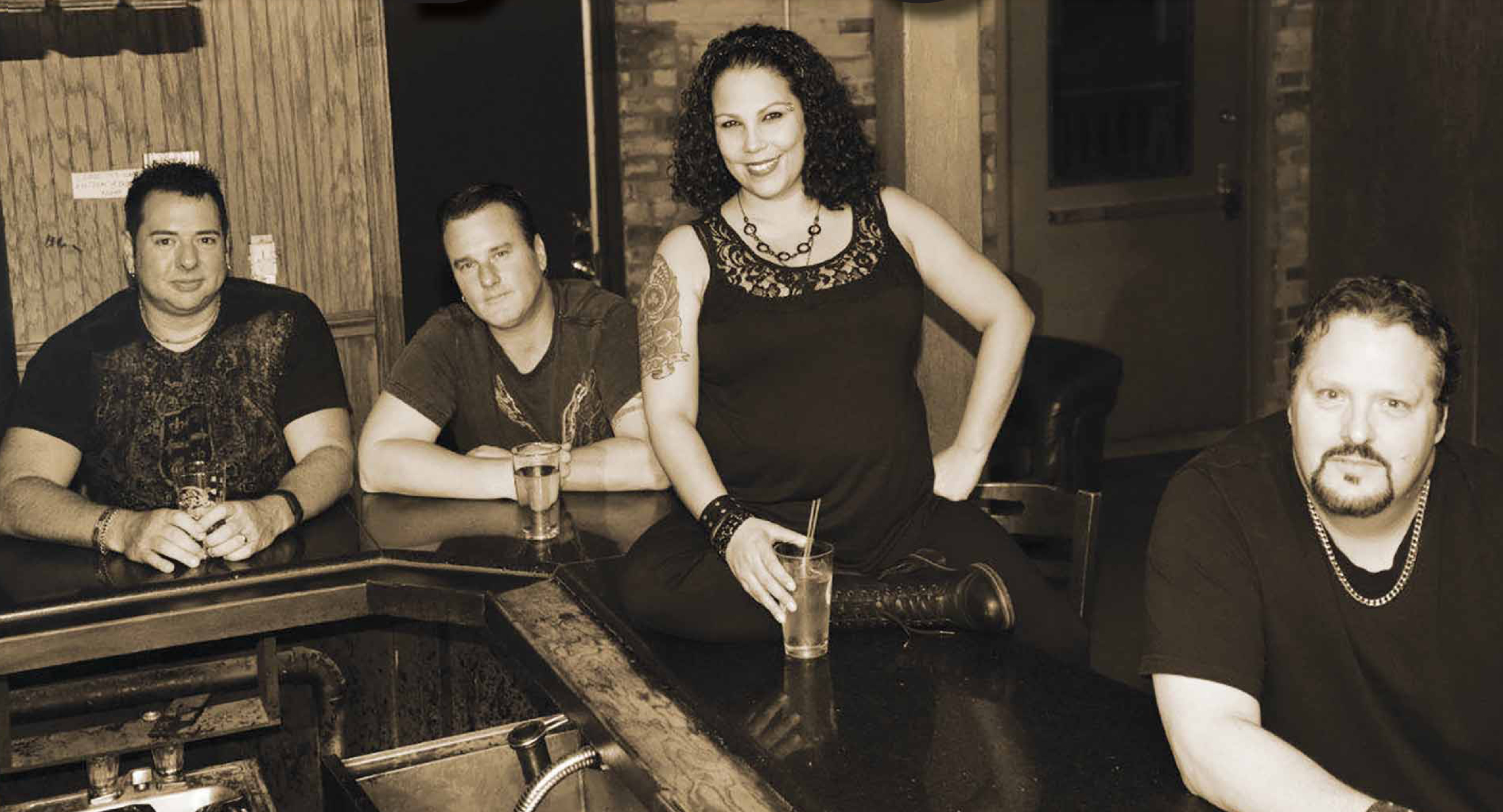 Spotlight band Noisy Neighbors The Blade