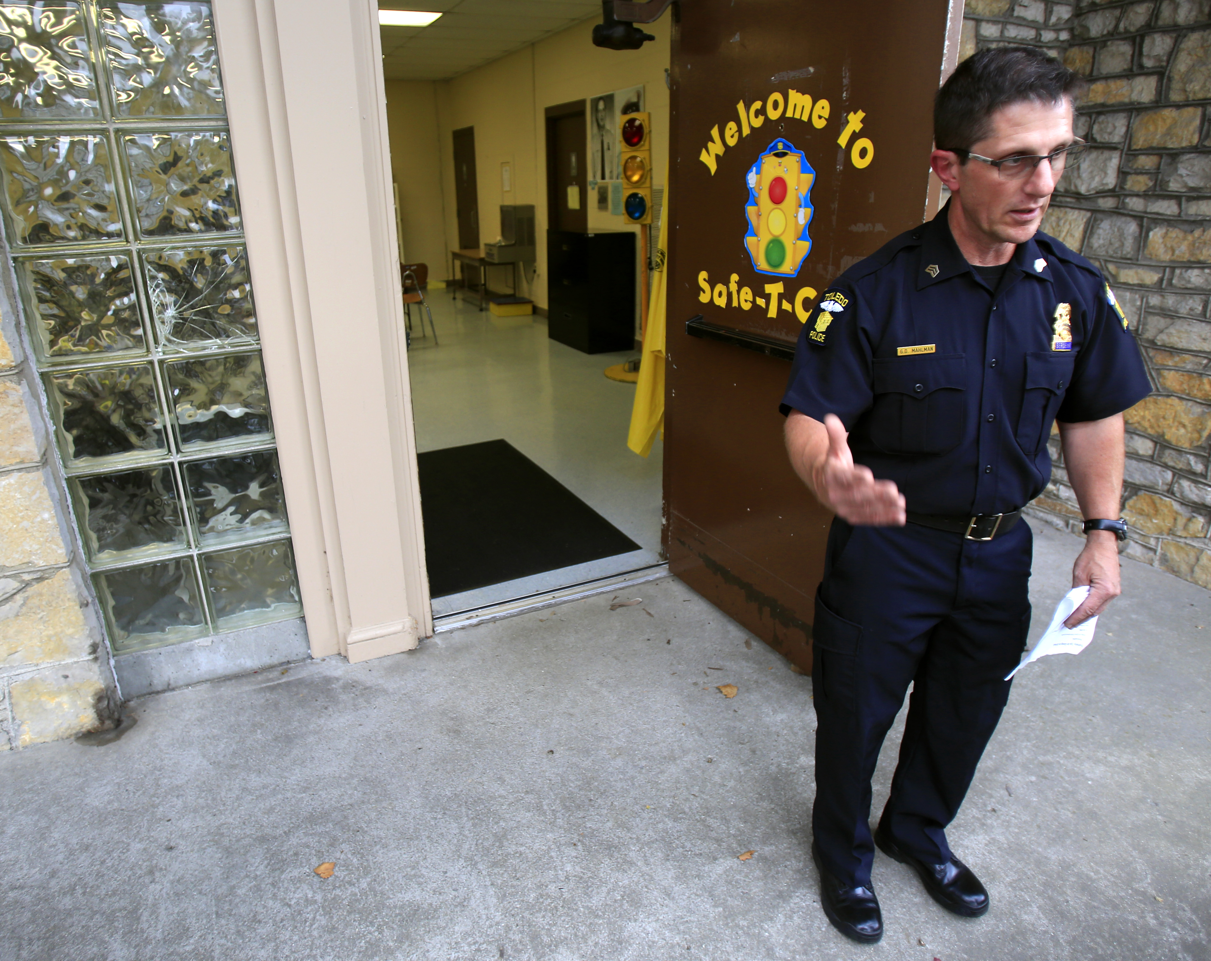 With school year beginning, Toledo police talk student safety The Blade