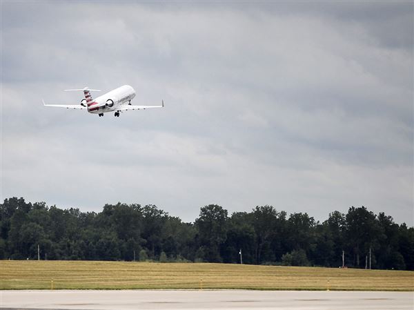 Contracts approved for Toledo Express Airport runway repair