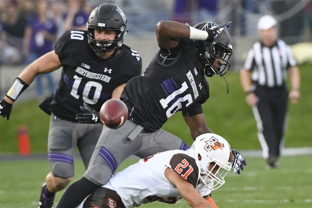 Bowling-Green-Northwestern-Football-8