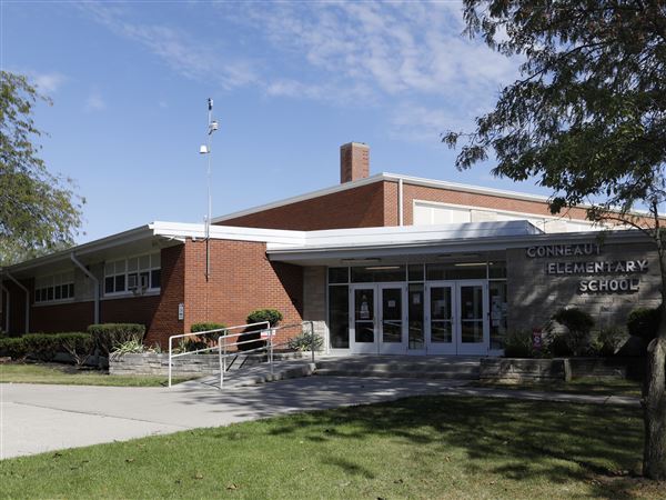 Bowling Green schools close early because of heat