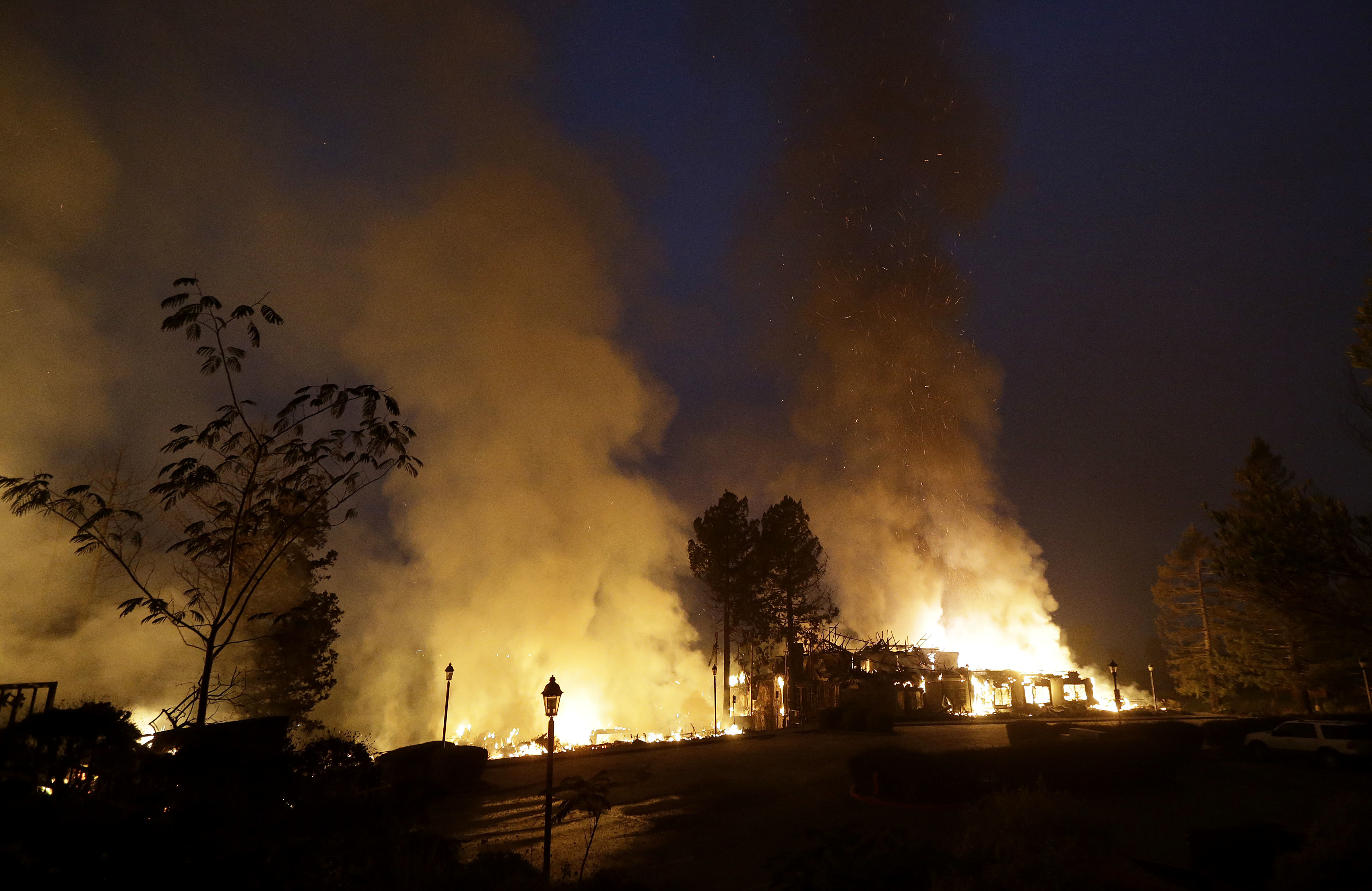 At least 11 dead as fires rage in Northern California - The Blade