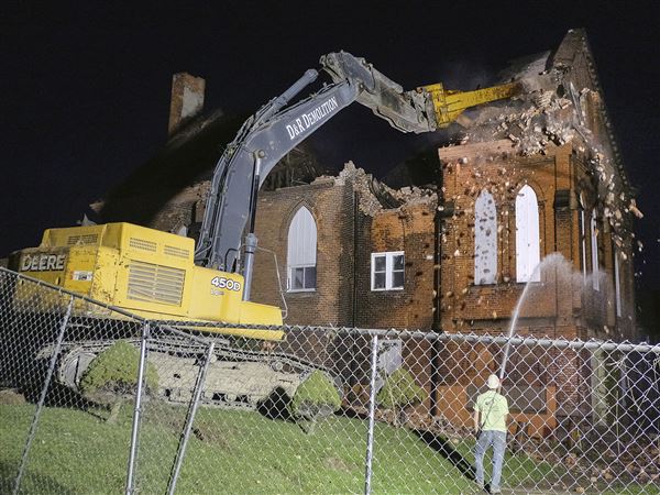 To the editor: Toledo, finish the church job