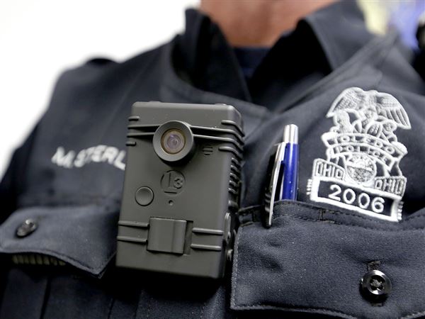 Toledo police temporarily shutter department-wide body camera use