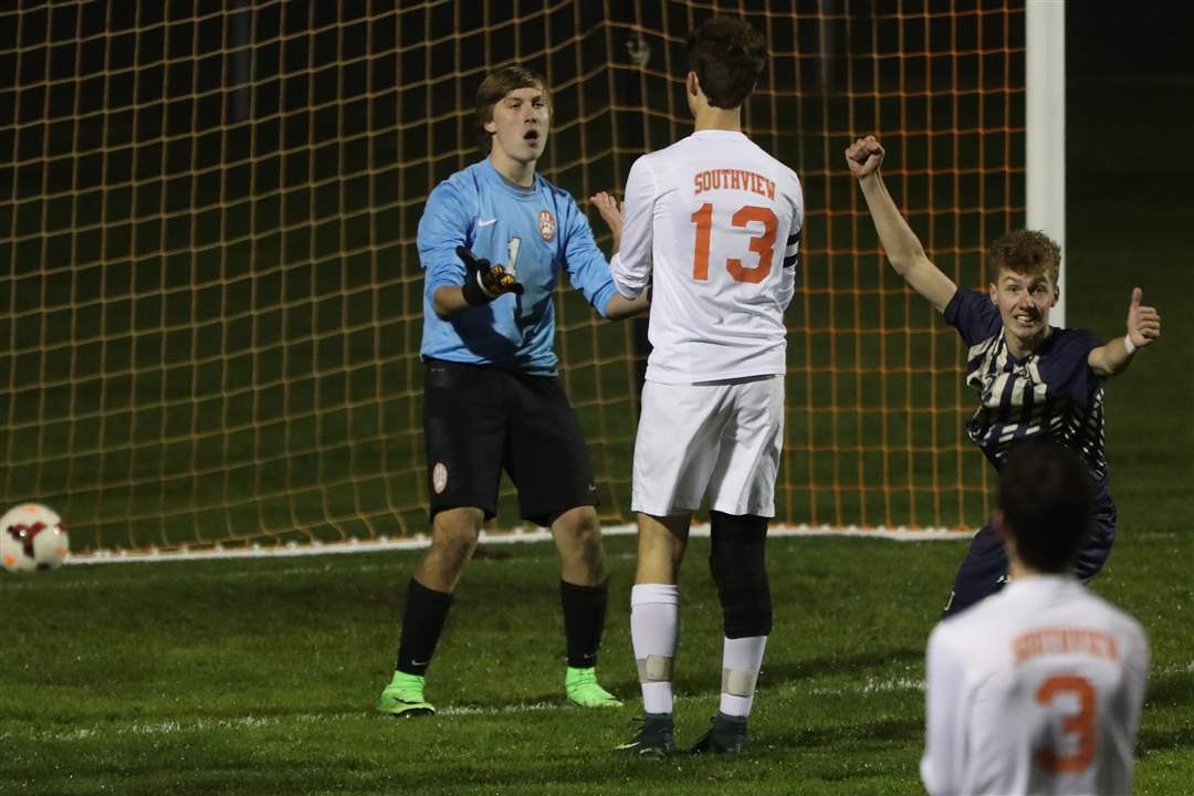 SPT-BoysSoccer26p-10