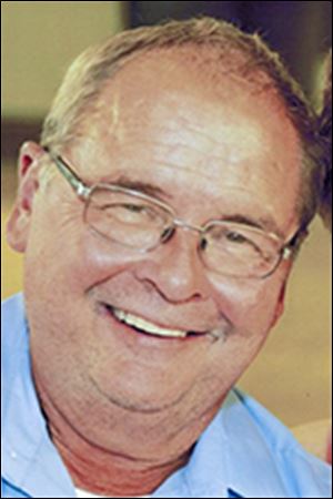 Dennis “Denny” Rosier, owner of Rosier’s Deli Mart, of New Riegel, OH died unexpectedly on Friday, November 17 at the age of 63. 