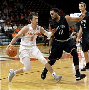 Bowling Green's Dylan Frye, shown earlier this season against Lake Erie, scored a career-high 26 points to lead the Falcons to a win at Norfolk State Saturday.