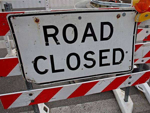 Pavement work closes parts of Nebraska, Oakwood avenues