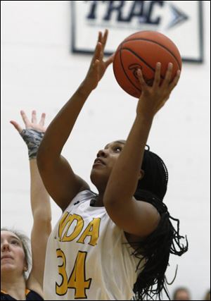 Notre Dame's Ariel Cummings, pictured in a game this season, scored 16 points in Thursday's TRAC victory over Findlay.