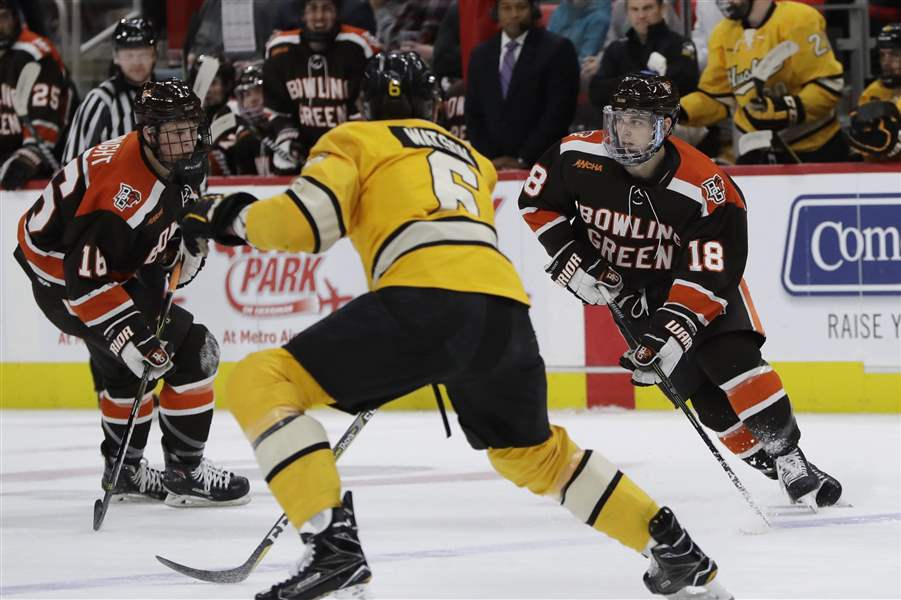 BG hockey wins Great Lakes Invitational The Blade
