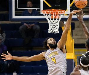Toledo's Tre'Shaun Fletcher, shown in a game earlier this season, scored 22 points for the Rockets in a win over Central Michigan Saturday.