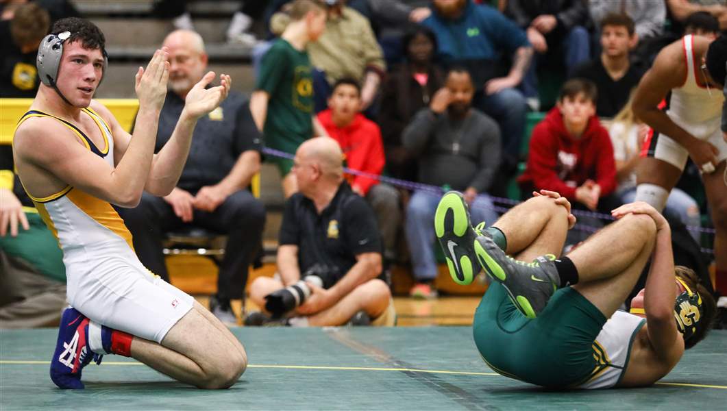 PHOTO GALLERY Maumee Bay Classic wrestling tournament The Blade