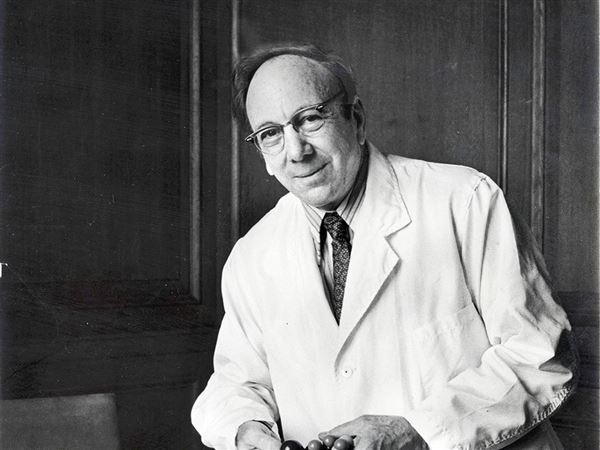 Yale University dedicates library room to late Blade co-publisher