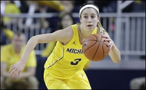 Katelynn Flaherty, shown in a game earlier this season, scored 19 points for No. 13 Michigan, but the Wolverines lost to Rutgers Sunday.