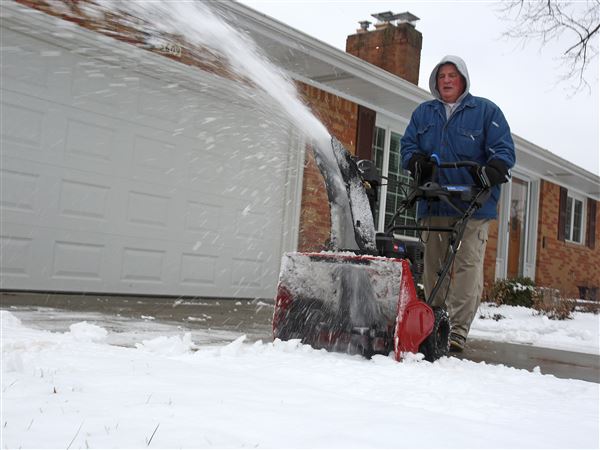 Snow prompts school delays, closings in northwest Ohio