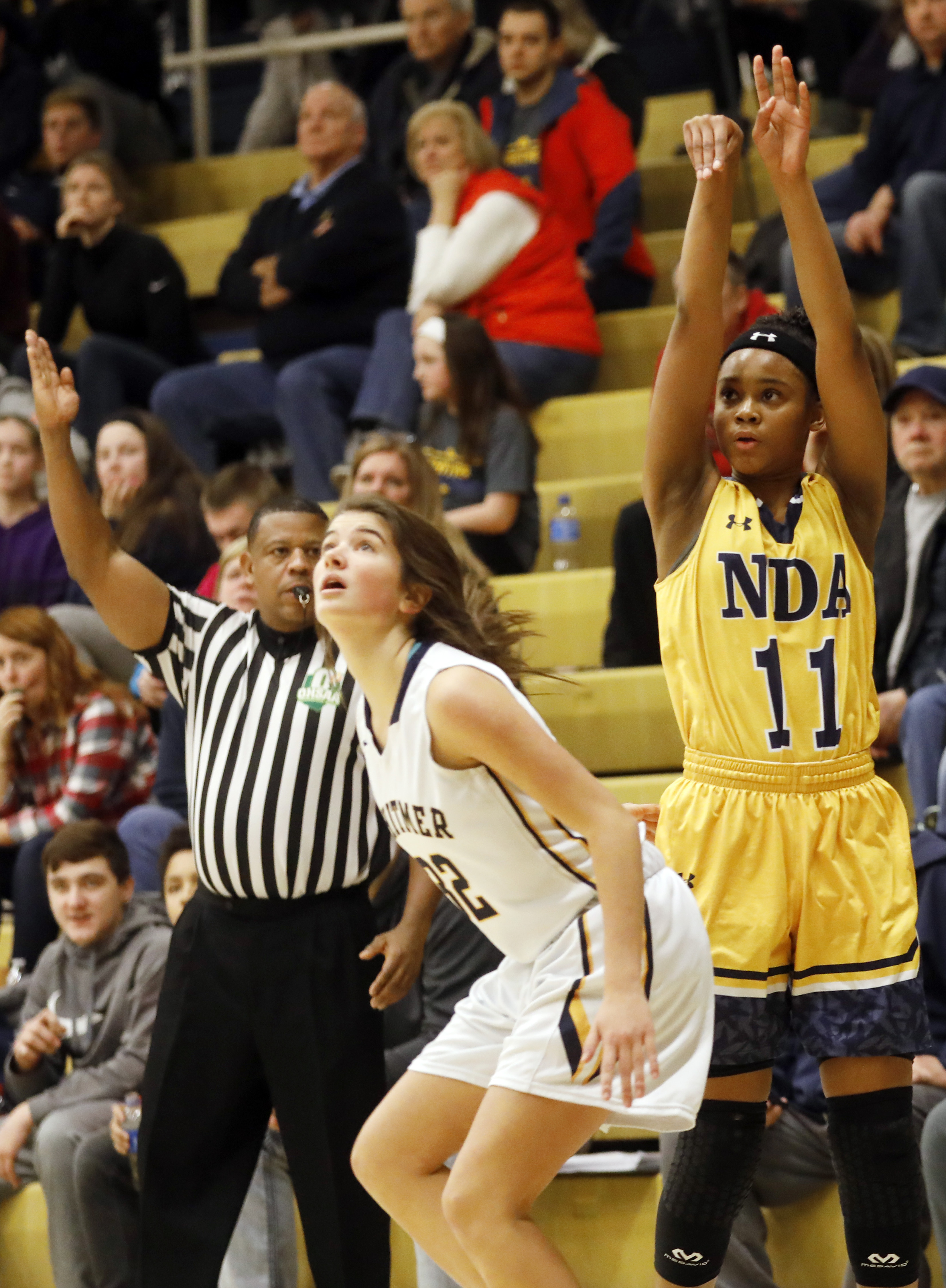 prep-basketball-notre-dame-still-perfect-in-trac-the-blade