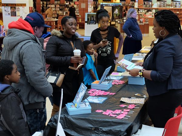 PHOTO GALLERY: Glass City Black Comix Arts Fest