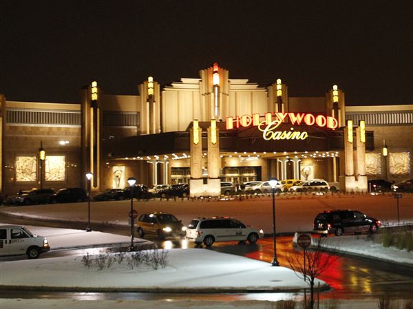 Gambling revenue down across Ohio and at Hollywood Casino