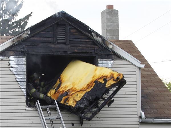 Man pleads guilty to setting mattress on fire