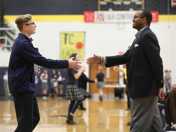 Toledo Christian students participate in 'Shark Tank' style speech competition