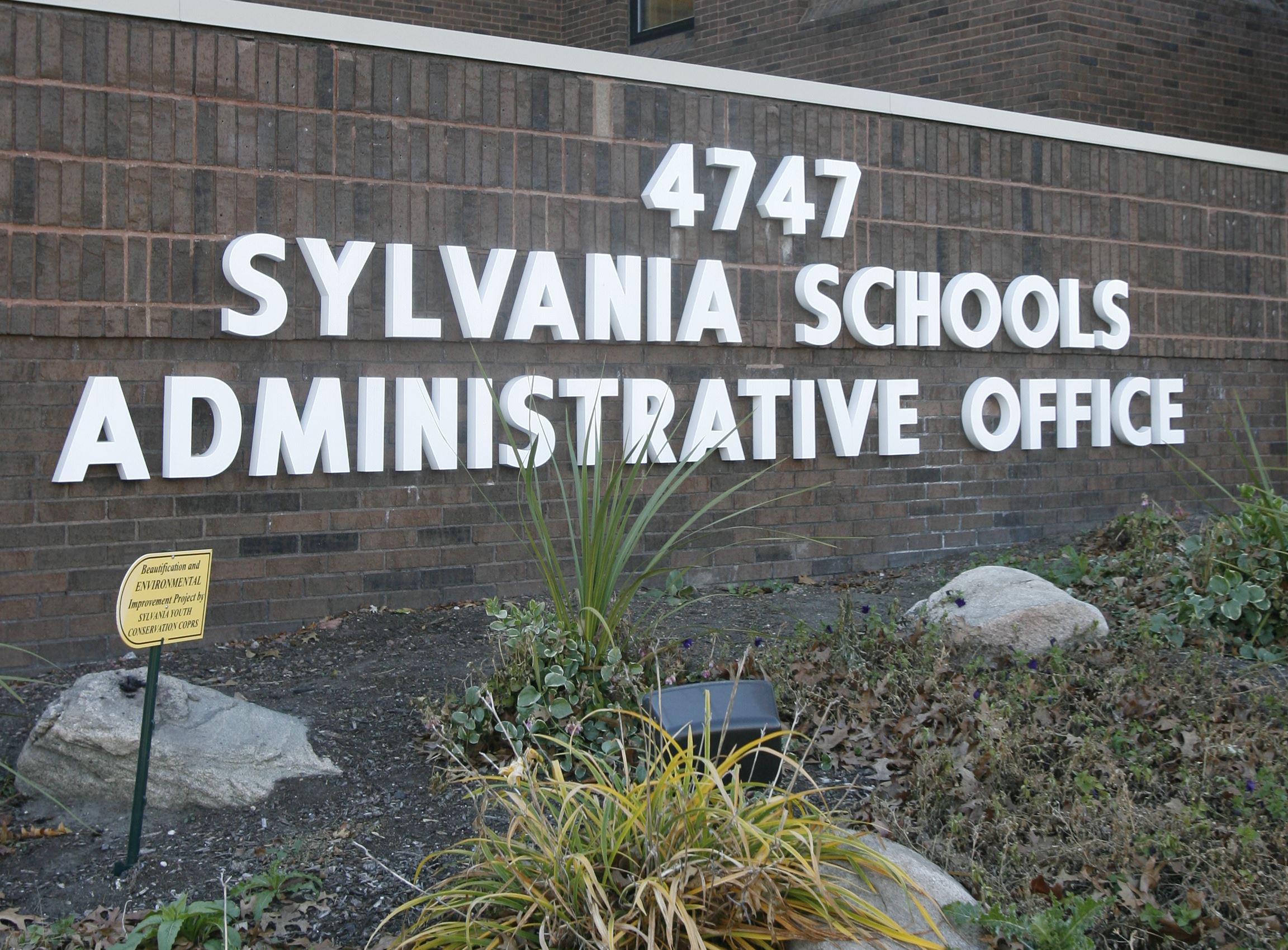 sylvania-schools-ends-nursing-contract-the-blade