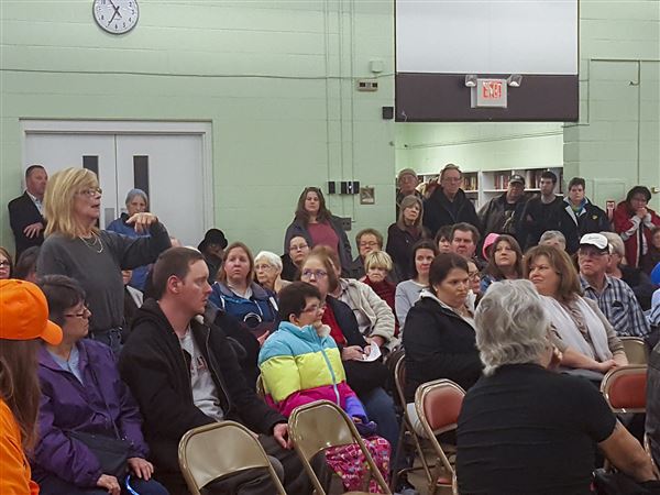 Toledo residents speak in opposition to proposed Lucas County jail
