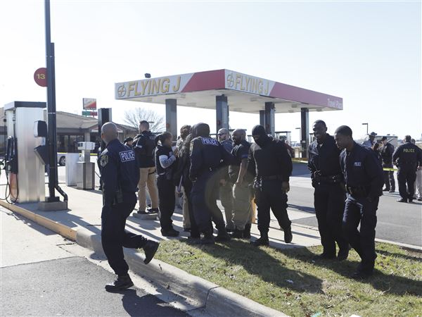 Pursuit of Detroit-area quadruple-homicide suspect ends with suspect shot