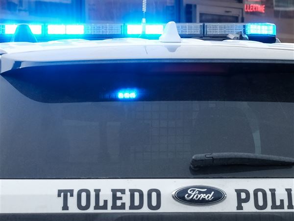 Person hospitalized after West Toledo shooting