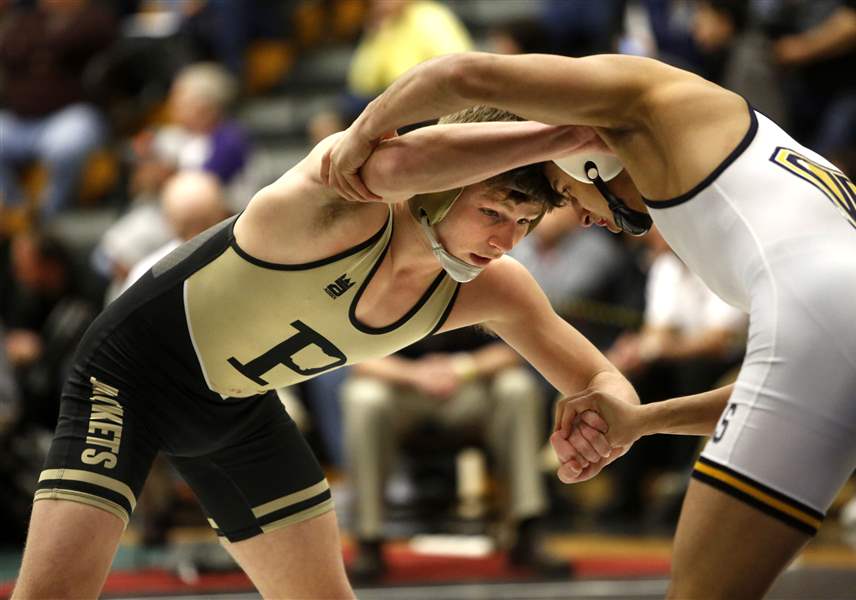 SPT-HSwrestling04-5