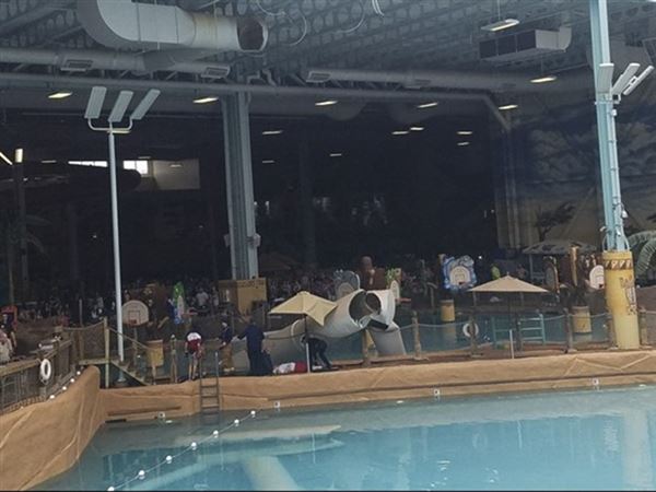 5 hurt in mishap at Kalahari Resorts