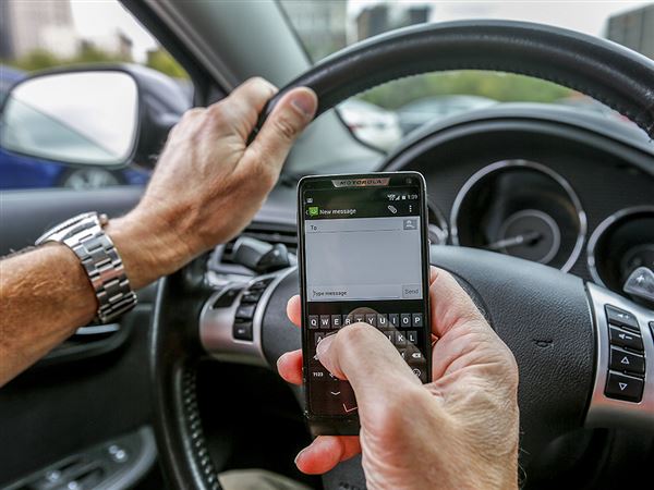 Distracted driving focus of local traffic summit